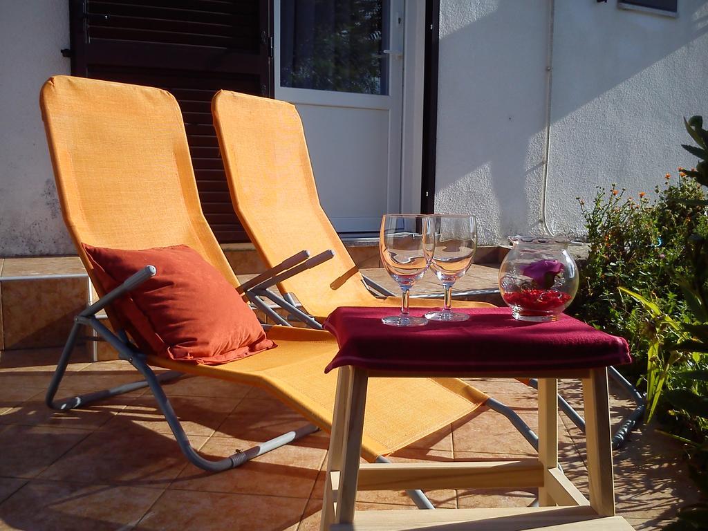 Apartment Toncic Benazici ภายนอก รูปภาพ